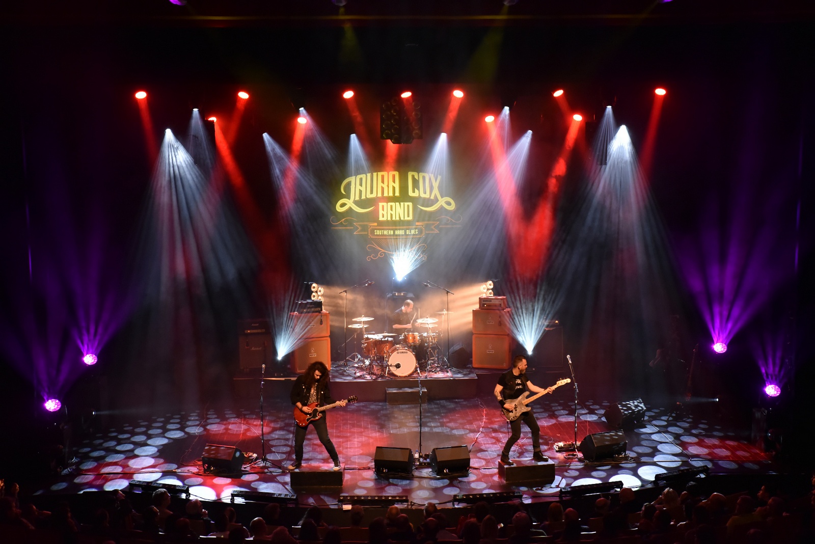 Lives. © Kris Viala